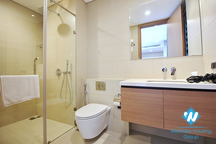 High floor and morden 3 beds apartment for rent in Tay Ho