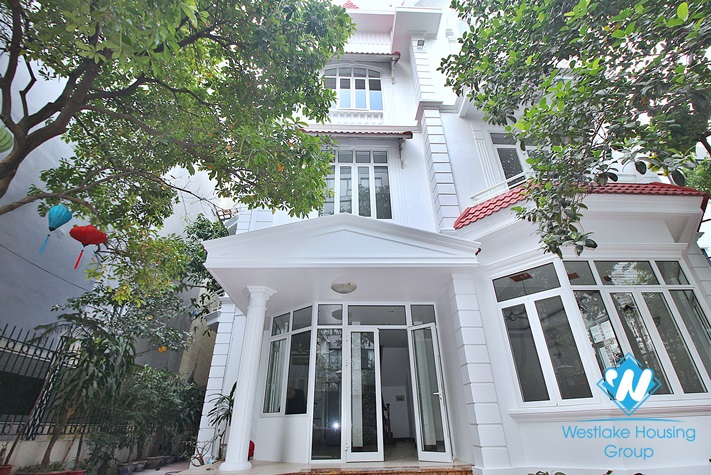 Unfurnished house with big yard for rent in To Ngoc Van st, Tay Ho