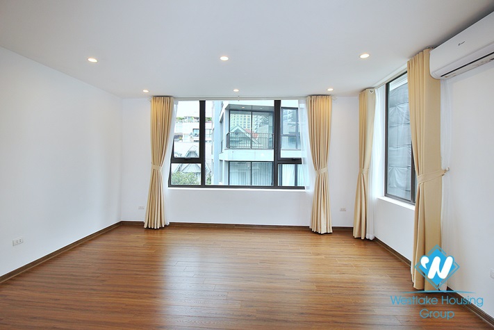 Vintage 4 bedrooms house for rent in Tay Ho, Hanoi 