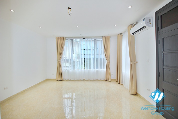 Vintage 4 bedrooms house for rent in Tay Ho, Hanoi 