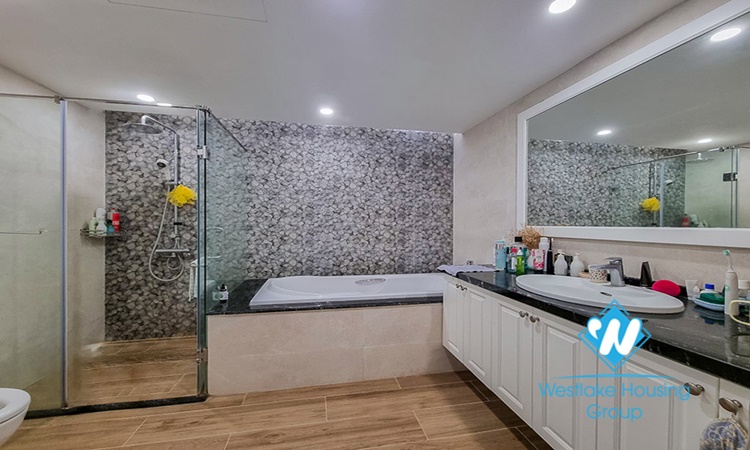 Large 4 bedroom apartment with lake view for rent in Truc Bach, Ba Dinh