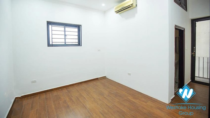 Unfurnished 4 beds house for rent in Au Co st, Tay Ho, Ha Noi