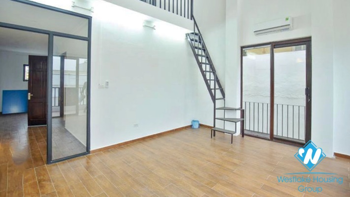 Unfurnished 4 beds house for rent in Au Co st, Tay Ho, Ha Noi