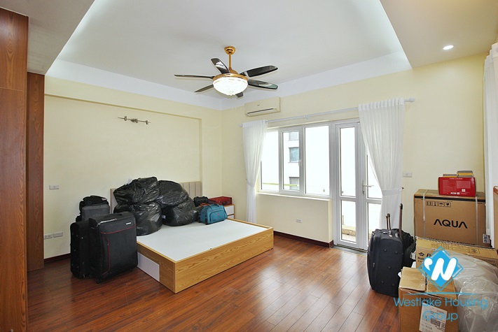 A beautiful 5 bedroom house for rent in Tay ho , Hanoi