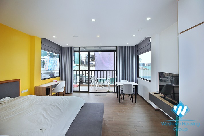 A big and new studio for rent in Dang Thai Mai area, Tay Ho