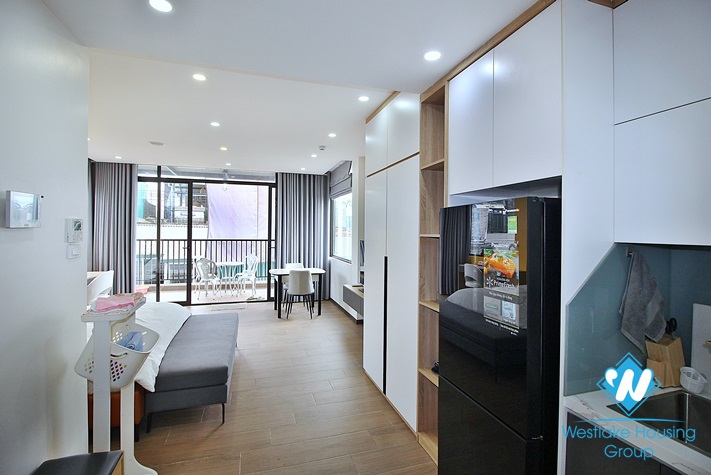 A big and new studio for rent in Dang Thai Mai area, Tay Ho
