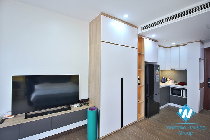 A big and new studio for rent in Dang Thai Mai area, Tay Ho