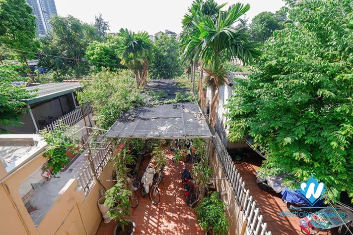 Fully furnished apartment for lease in Dang Thai Mai street ,Tay Ho district.