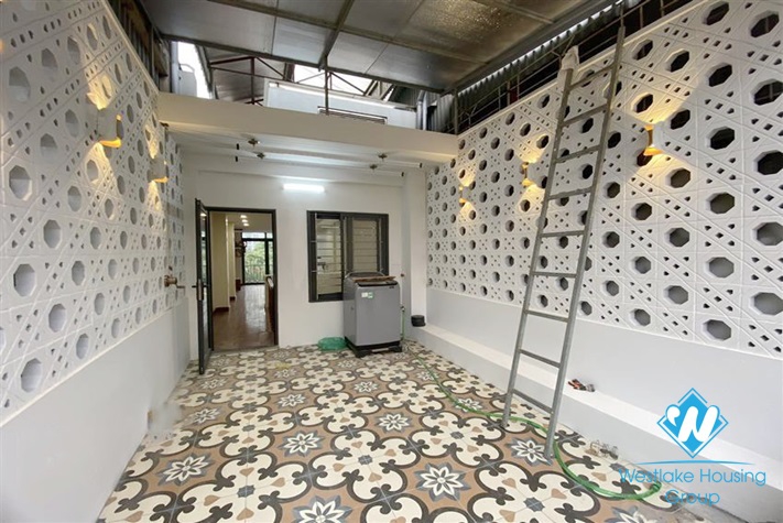 A good house with 3 bedrooms for rent in Dang Thai Mai st, Tay Ho Disrict