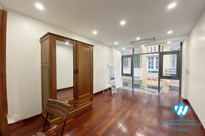 A good house with 3 bedrooms for rent in Dang Thai Mai st, Tay Ho Disrict