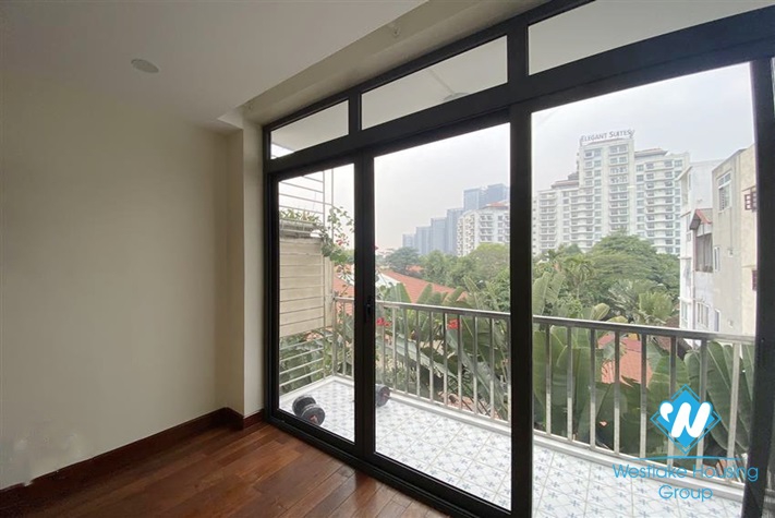 A good house with 3 bedrooms for rent in Dang Thai Mai st, Tay Ho Disrict