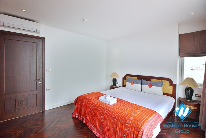 Janpanese style and lake view 3 beds apartment in Dang Thai Mai, Tay Ho for lease