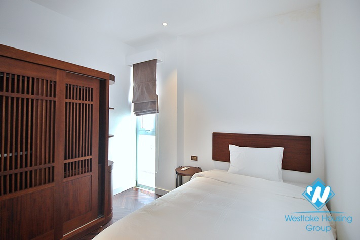 Janpanese style and lake view 3 beds apartment in Dang Thai Mai, Tay Ho for lease