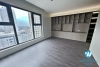 Classy 4-bedroom apartment with great city/lake view