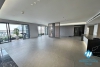 Classy 4-bedroom apartment with great city/lake view