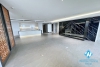 Classy 4-bedroom apartment with great city/lake view