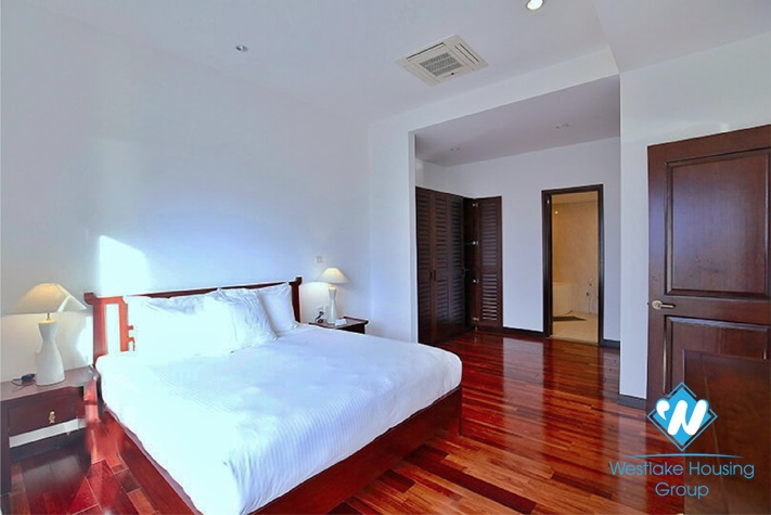 High-class 4 bedrooms apartment for lease in Dang Thai Mai st, Tay Ho