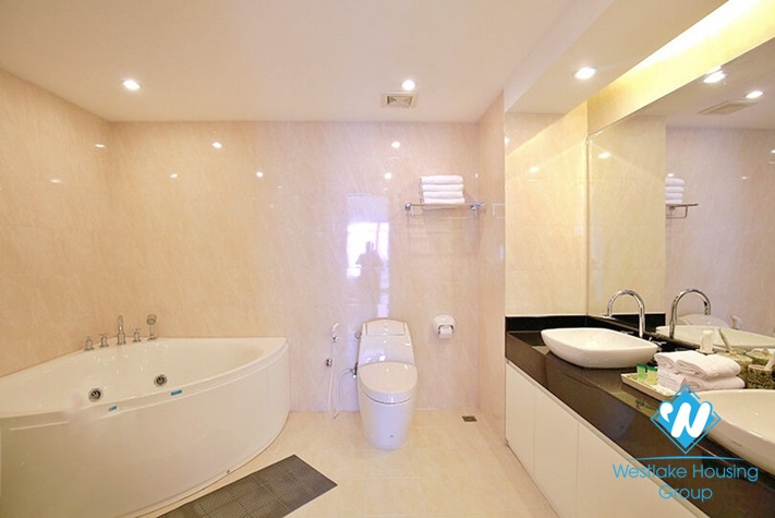 High-class 4 bedrooms apartment for lease in Dang Thai Mai st, Tay Ho