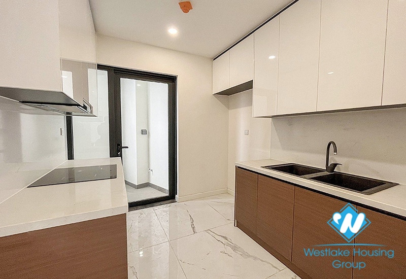 Morden and bright 2 beds apartment for rent in Sunshine City, Ciputra