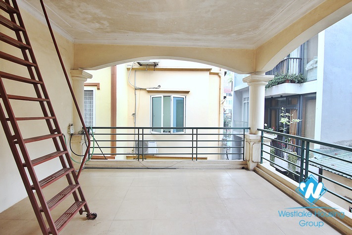 Three bedrooms house for lease in Dang Thai Mai area, Tay Ho