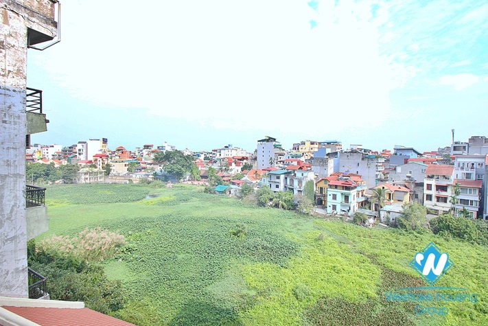 Renovated and lake view 3 beds apartment for rent in Xuan Dieu st, Tay Ho