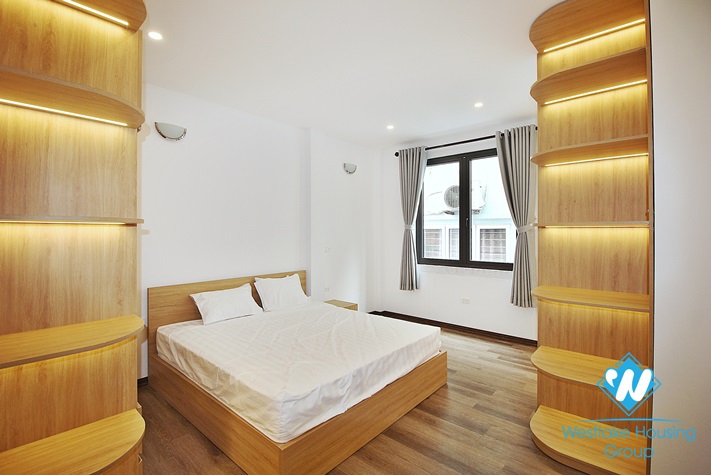 One bedroom apartment for rent in Dang Thai Mai , Tay Ho , Ha Noi 