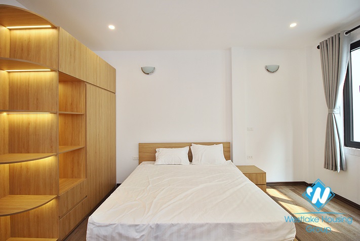 One bedroom apartment for rent in Dang Thai Mai , Tay Ho , Ha Noi 