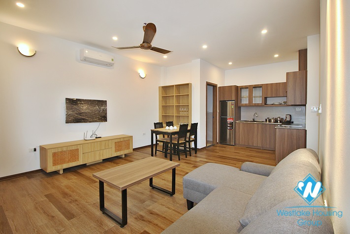 One bedroom apartment for rent in Dang Thai Mai , Tay Ho , Ha Noi 