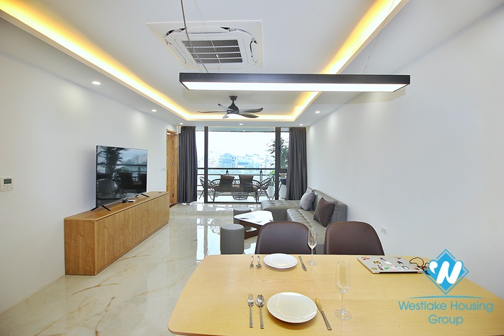Renovated and lake view 2 beds apartment for rent in Quang An st, Tay Ho