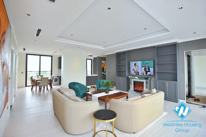 Spacious and brand new 4 beds apartment for lease in To Ngoc Van st, Tay Ho