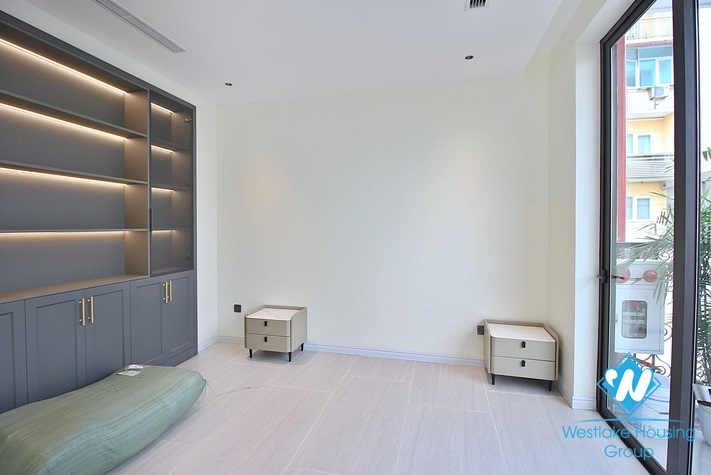 Spacious and brand new 4 beds apartment for lease in To Ngoc Van st, Tay Ho