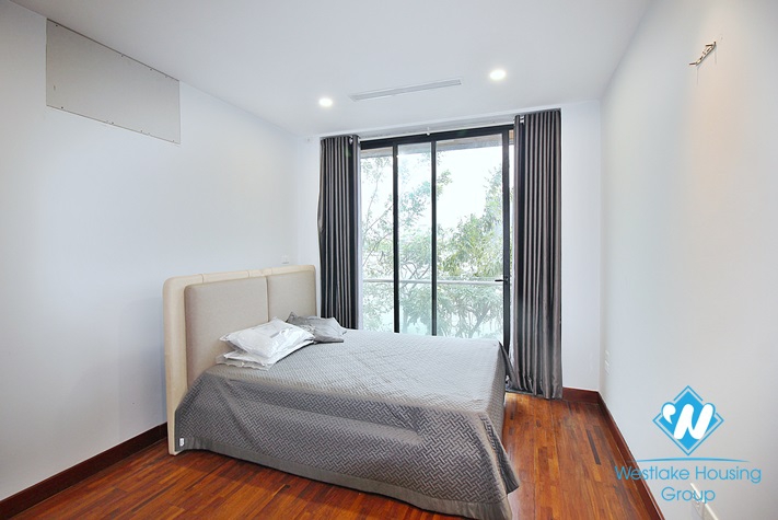 Lake view duplex three bedrooms apartment for rent in Nhat Chieu, Tay Ho