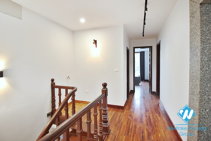 Lake view duplex three bedrooms apartment for rent in Nhat Chieu, Tay Ho