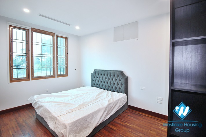 Lake view duplex three bedrooms apartment for rent in Nhat Chieu, Tay Ho