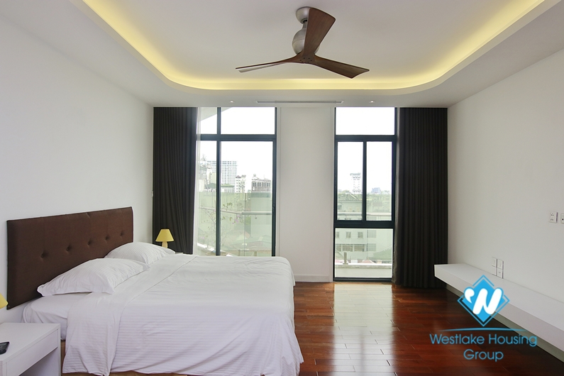 A gorgeously luxury and modern penthouse for rent in Hoan Kiem District