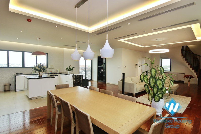 A gorgeously luxury and modern penthouse for rent in Hoan Kiem District