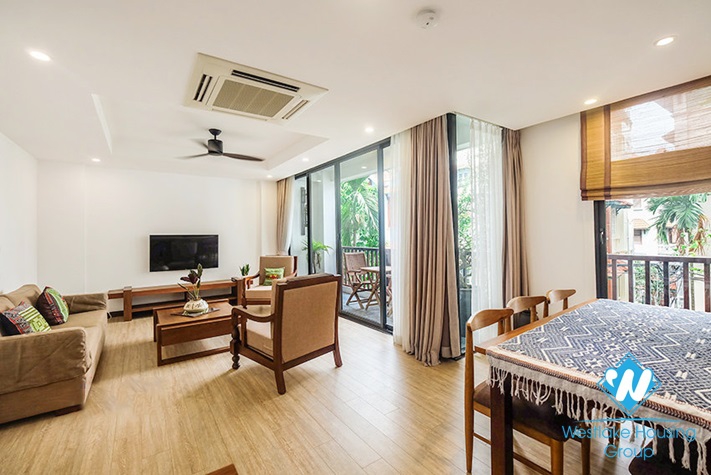 Brightly and cozy three bedrooms apartment for lease in Xuan Dieu, Tay Ho