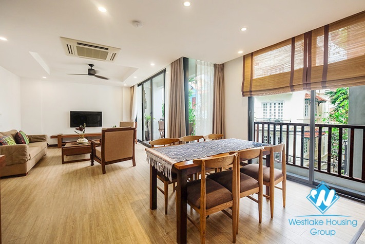 Brightly and cozy three bedrooms apartment for lease in Xuan Dieu, Tay Ho