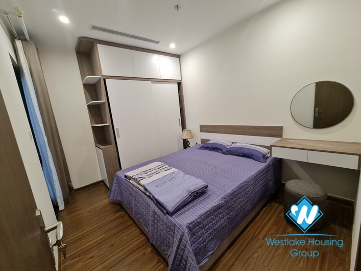 Very nice 2 bedroom apartment for rent in W3 building Vinhome Westpoint Pham Hung.