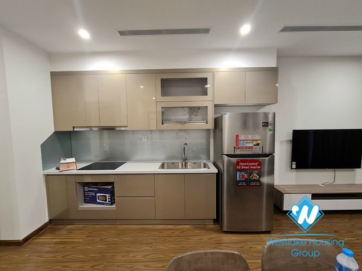 Very nice 2 bedroom apartment for rent in W3 building Vinhome Westpoint Pham Hung.