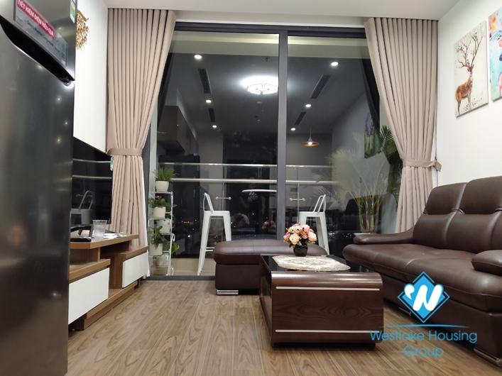 Nice 2 bedroom apartment for rent in W3 building, Vinhome Westpoint Pham Hung.