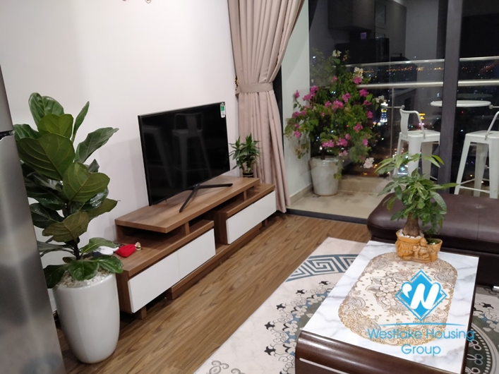 Nice 2 bedroom apartment for rent in W3 building, Vinhome Westpoint Pham Hung.