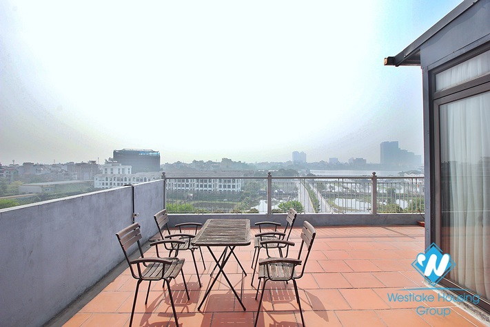 Bright studio for rent with amazing view on top floor in Trinh Cong Son 