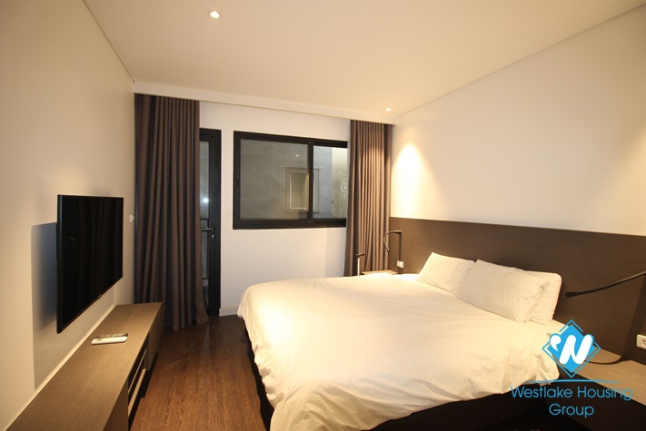 An affordable price and modern 2 bedrooms apartment for rent on Xuan Dieu street, Tay Ho
