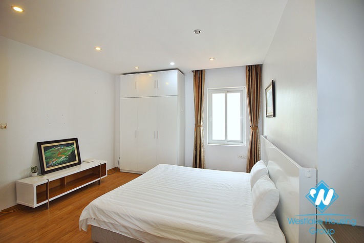 Nice apartment for rent near West lake, full furnished with large balcony