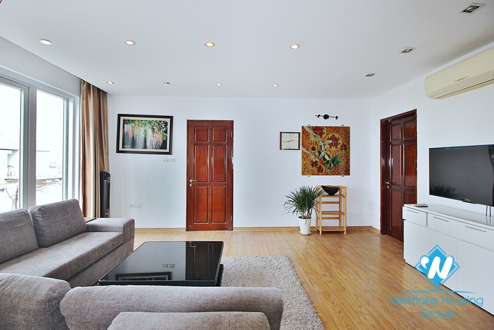 Nice apartment for rent near West lake, full furnished with large balcony