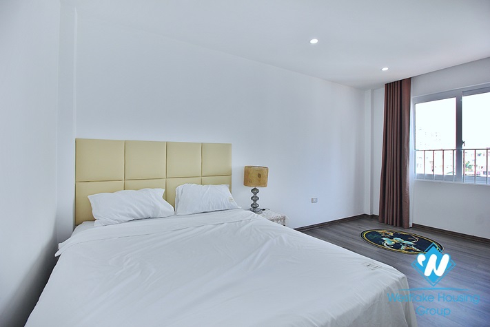 Renovated and lake view one bedroom apartment for rent in To Ngoc Van, Tay Ho