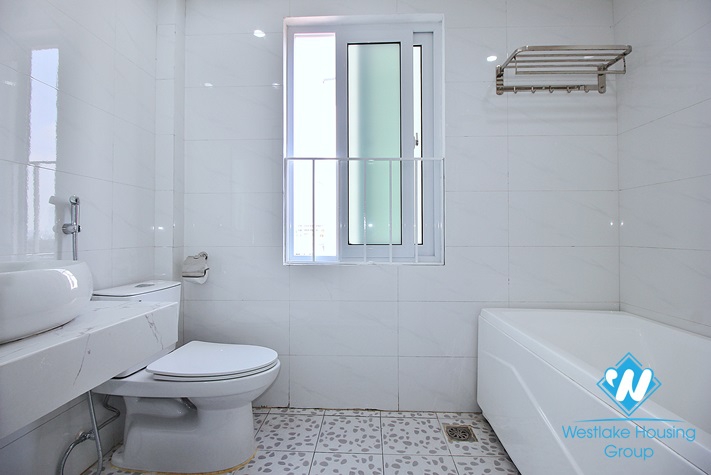 A top floor 1 bedroom apartment for rent in To ngoc van, Tay ho