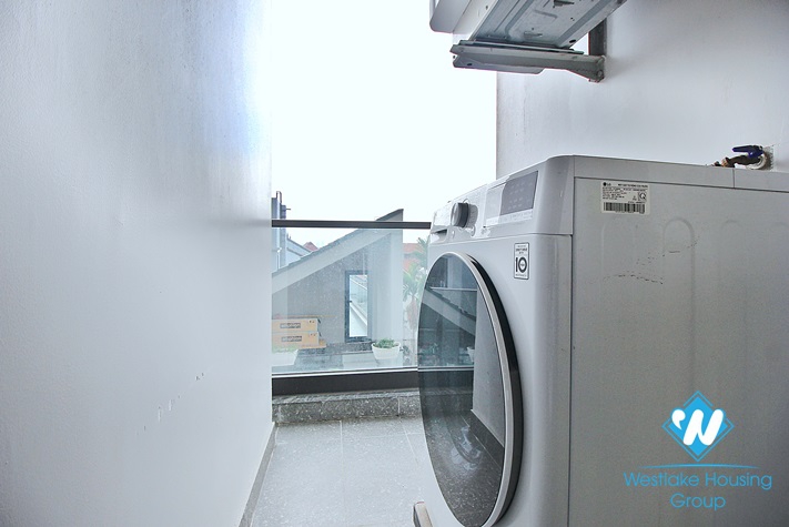 A lovely two bedroom apartment for lease in Nghi Tam st, Tay Ho