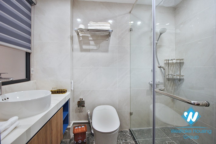 A lovely two bedroom apartment for lease in Nghi Tam st, Tay Ho